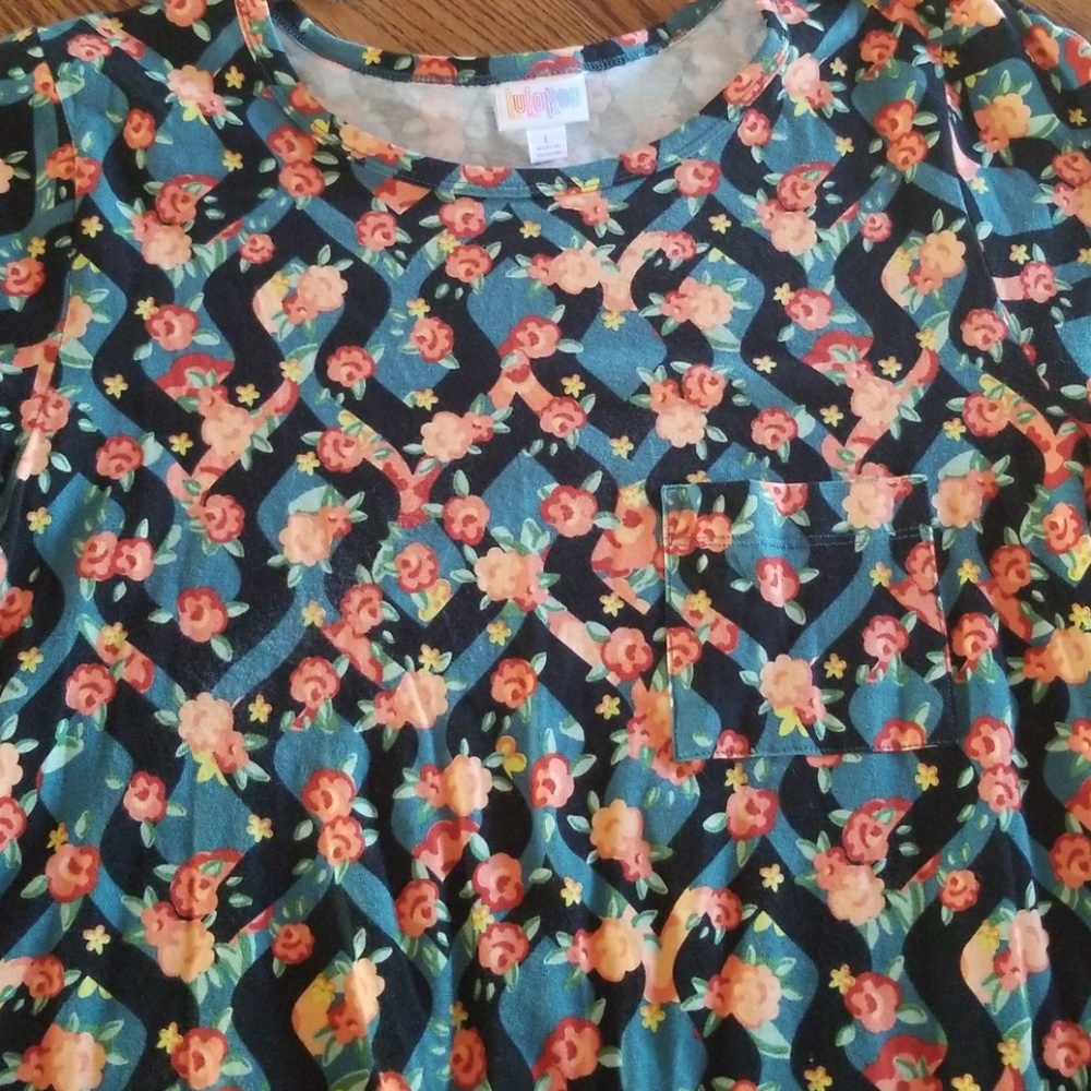 Lularoe Carly